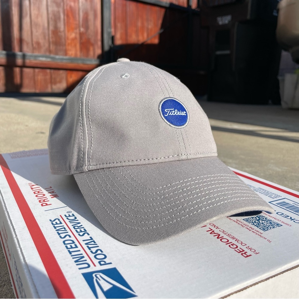 Titleist Golf 2021 Montauk Lightweight Legacy Adjustable Hat/Cap Color: Grey